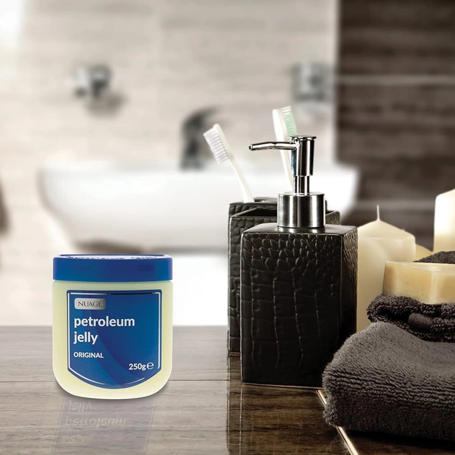 Nuage Everday Essential Petroleum Jelly 250G