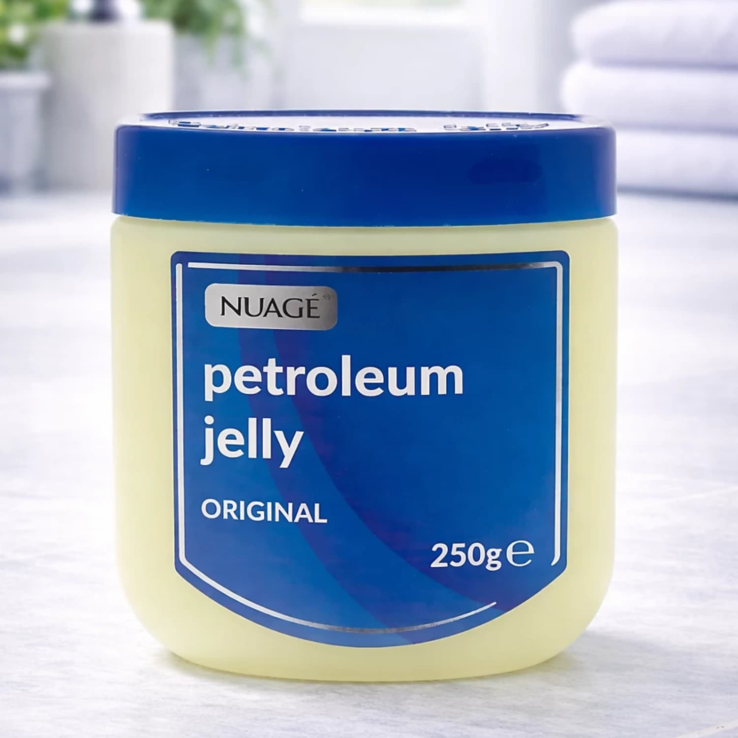 Nuage Everday Essential Petroleum Jelly 250G